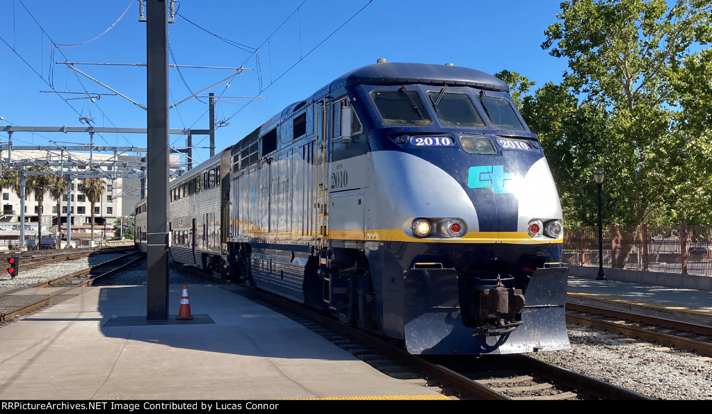 2010 Leads #727 Into Diridon